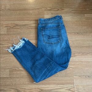 American Eagle Hi Rise Girlfriend Jeans Distressed Jeans